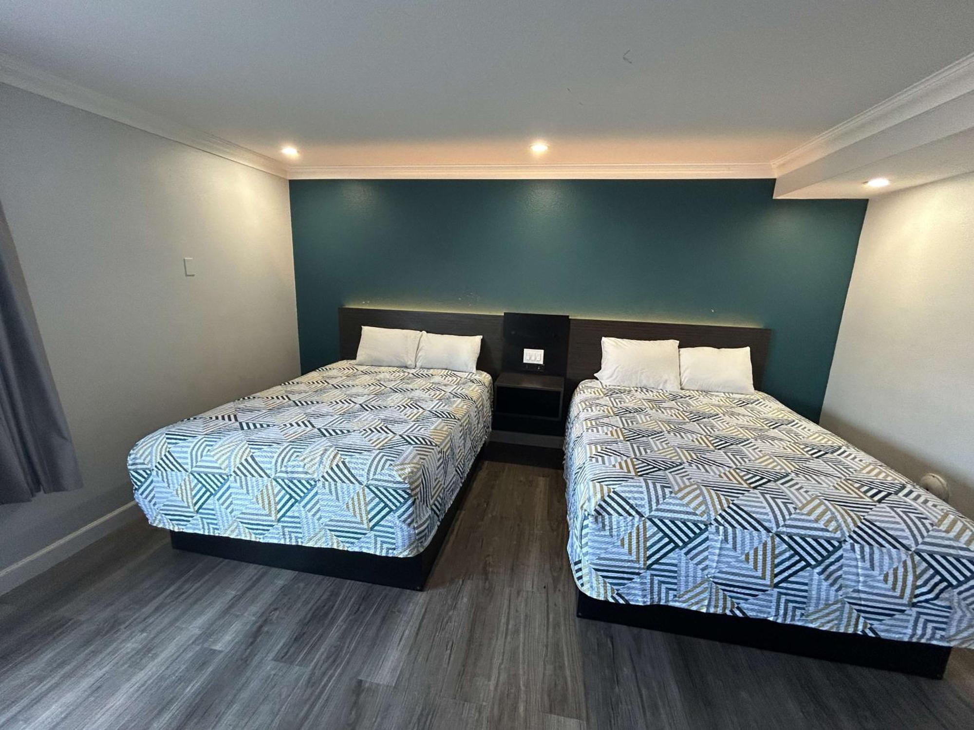 Motel 6 Buena Park, Ca Anaheim Near Maingate Knotts מראה חיצוני תמונה